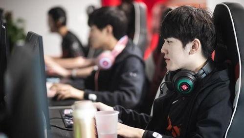 阿水深夜吃瓜,独家爆料引人热议