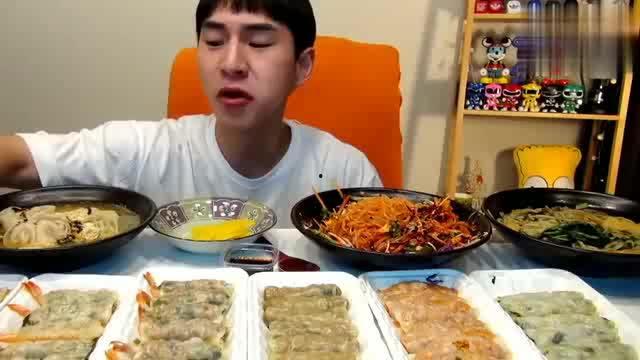 吃瓜小哥在巴盟,吃瓜小哥揭秘当地美食与文化