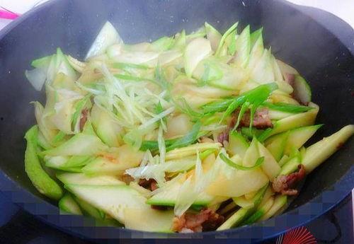 秋瓜怎么炒菜吃,美味炒菜食谱大集合