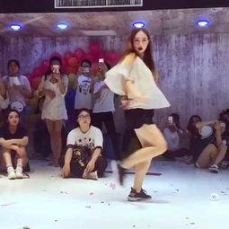 吃瓜群众舞蹈,潮流新宠，全民狂欢的舞蹈盛宴